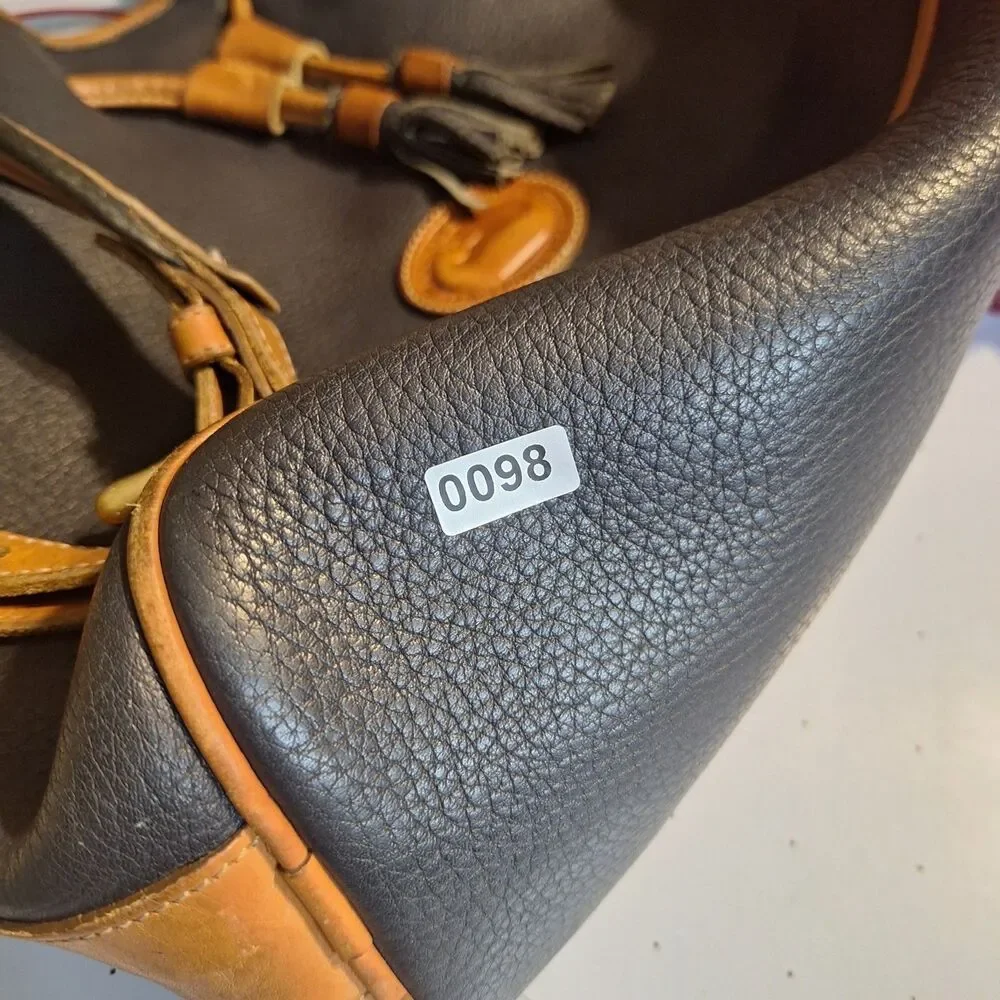 Vintage Dooney & Bourke Pebbled All Weather Leather Drawstring  Shoulder Bag - Picture 16 of 16